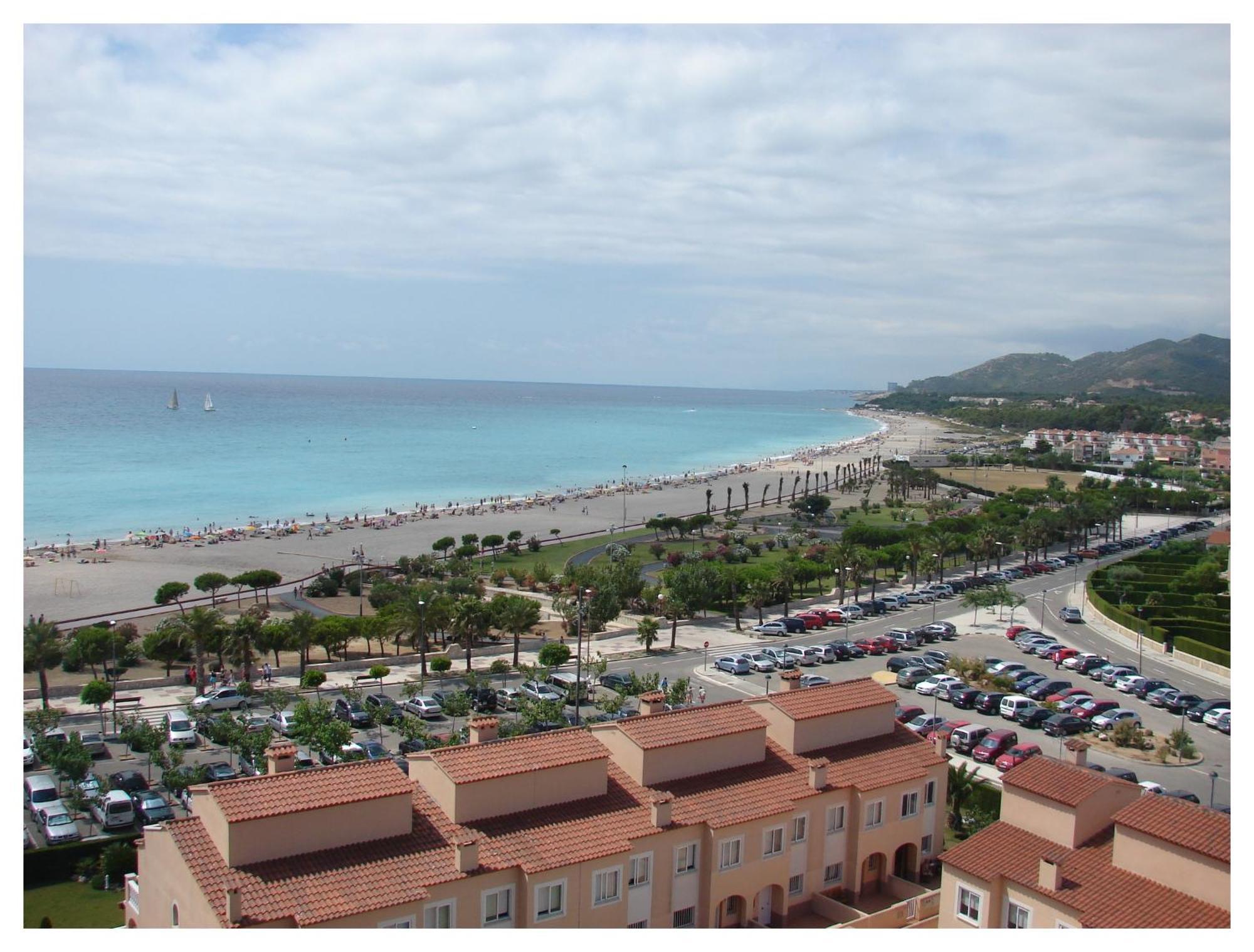 Apartamento Con Terraza, Vistas Playa Y Montana Hospitalet De L'Infant Esterno foto